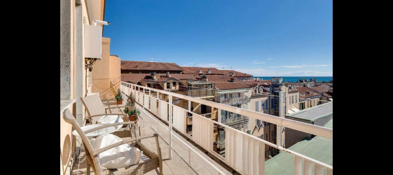 Appartamento Via Volta Sanremo Exteriér fotografie