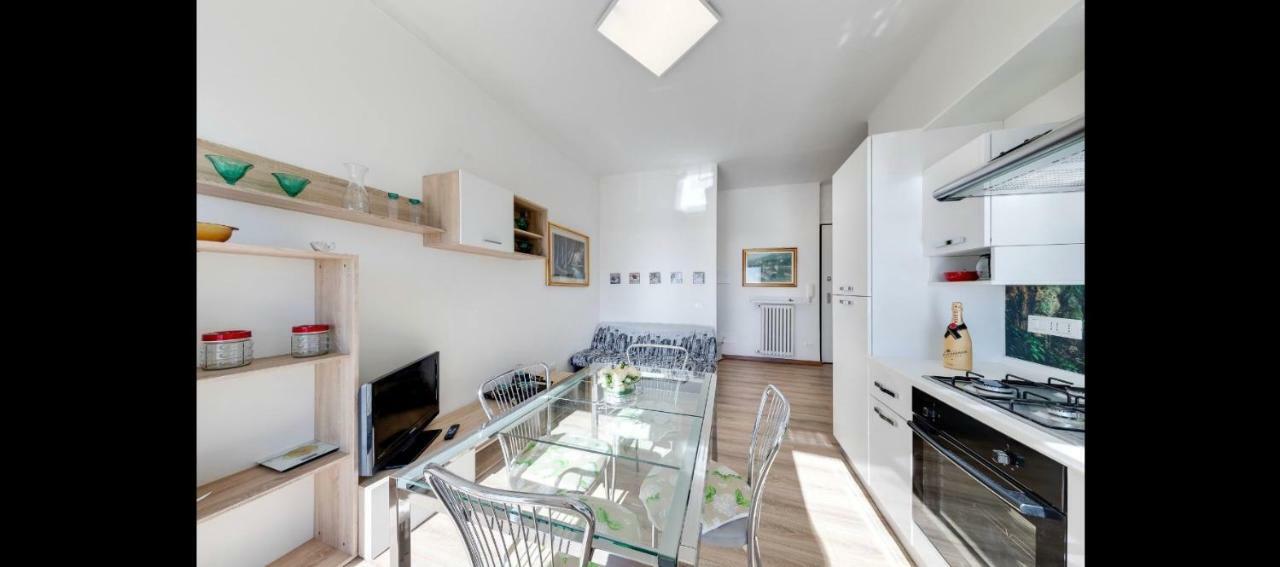 Appartamento Via Volta Sanremo Exteriér fotografie